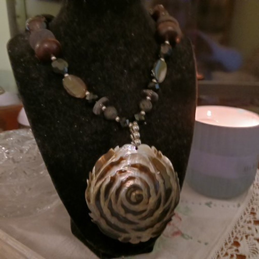 Necklace Black and Brown Rose Carved Statement Necklace